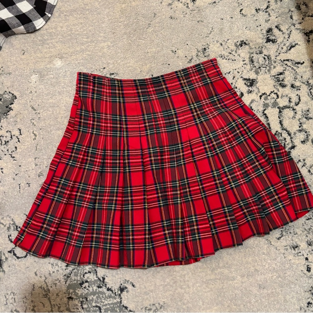 Brandy Melville plaid skirt